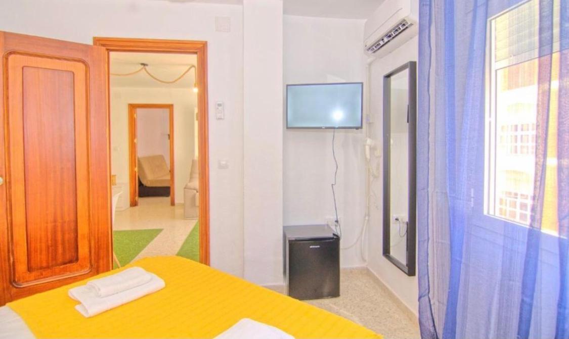 Low Cost Rooms Malaga River Zewnętrze zdjęcie