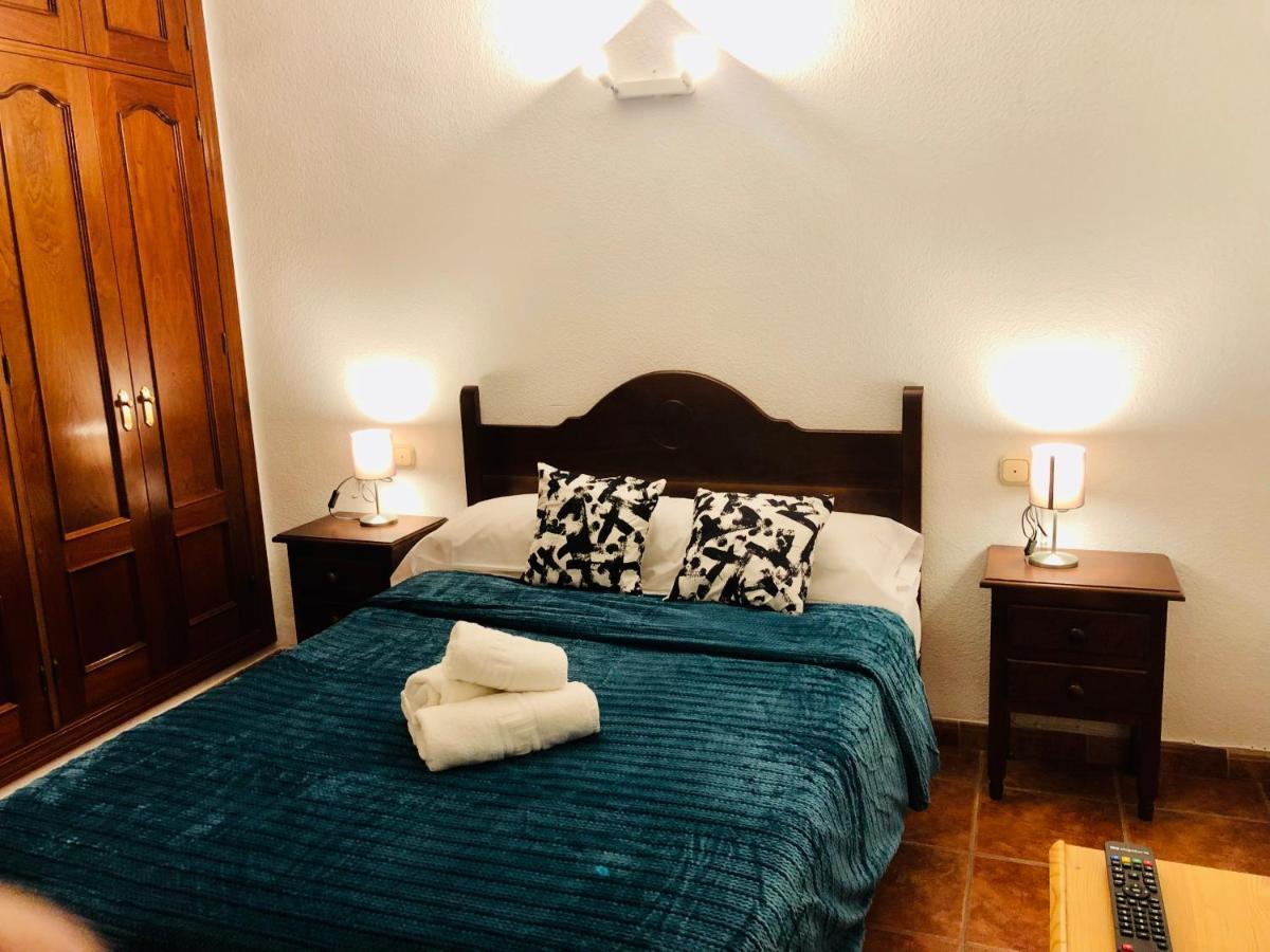 Low Cost Rooms Malaga River Zewnętrze zdjęcie