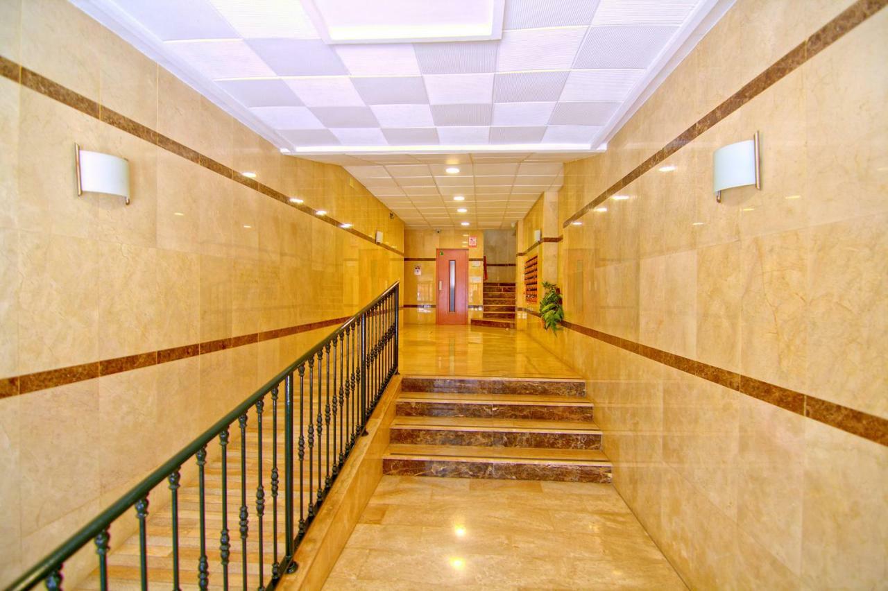 Low Cost Rooms Malaga River Zewnętrze zdjęcie