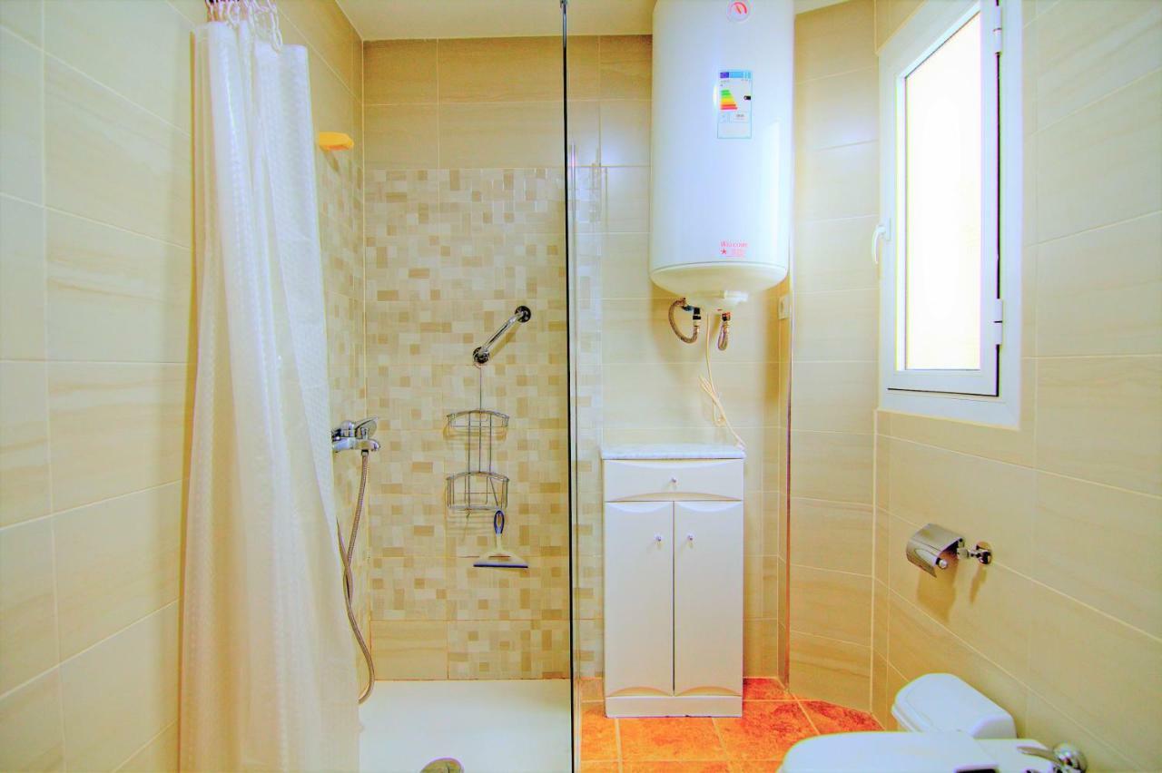 Low Cost Rooms Malaga River Zewnętrze zdjęcie