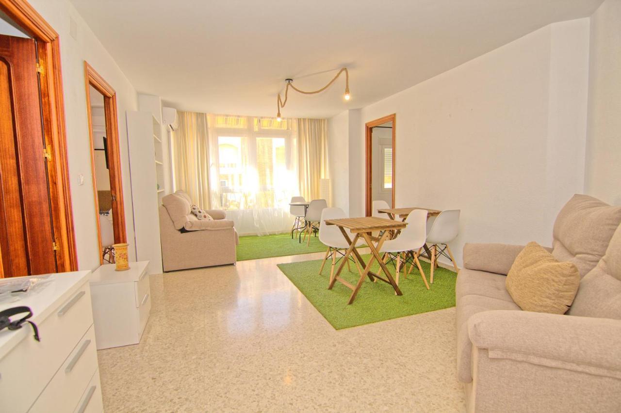 Low Cost Rooms Malaga River Zewnętrze zdjęcie