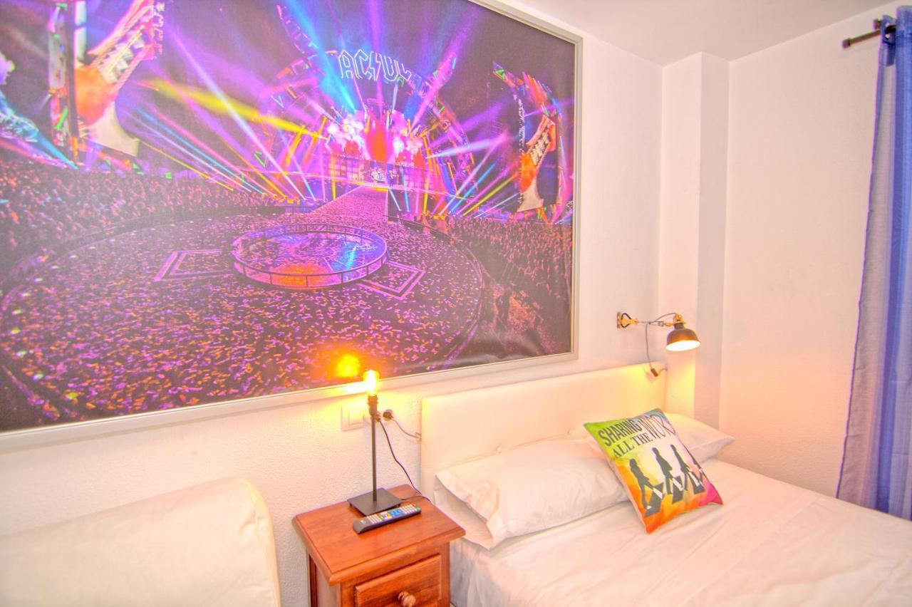 Low Cost Rooms Malaga River Zewnętrze zdjęcie